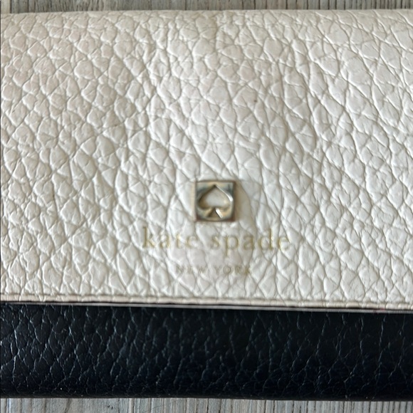 Kate Spade Black & White Leather Wallet – Striped Interior, Card Slots, ID - Picture 2 of 5